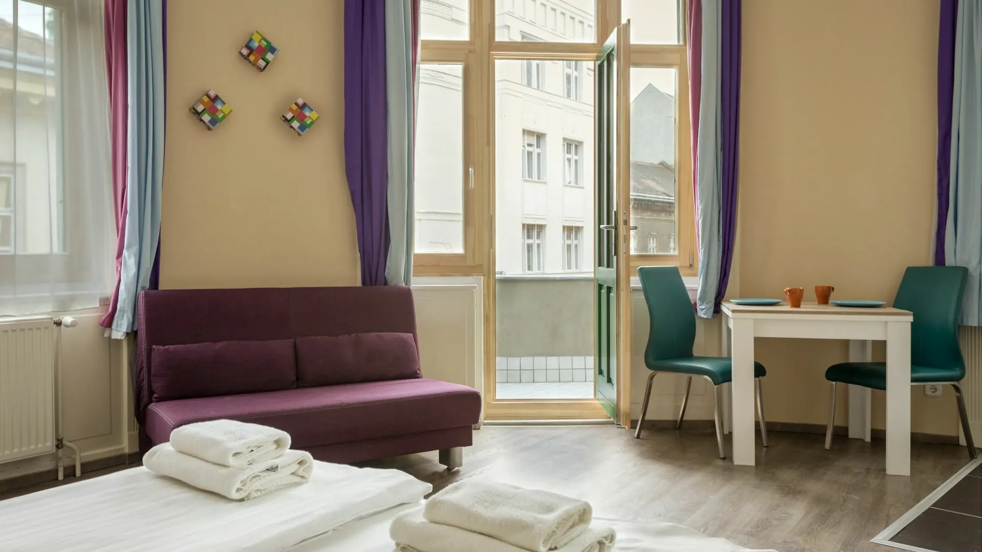Aparthotel Amber Terrace Studio Guest House Budapest