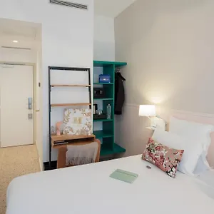 vizitați hotelul