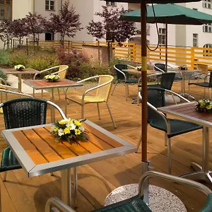 vizitați hotelul
