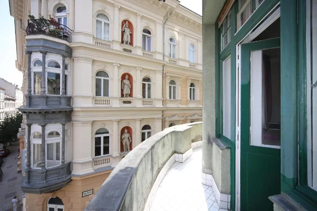 Appart hôtel Amber Terrace Studios Downtown Budapest