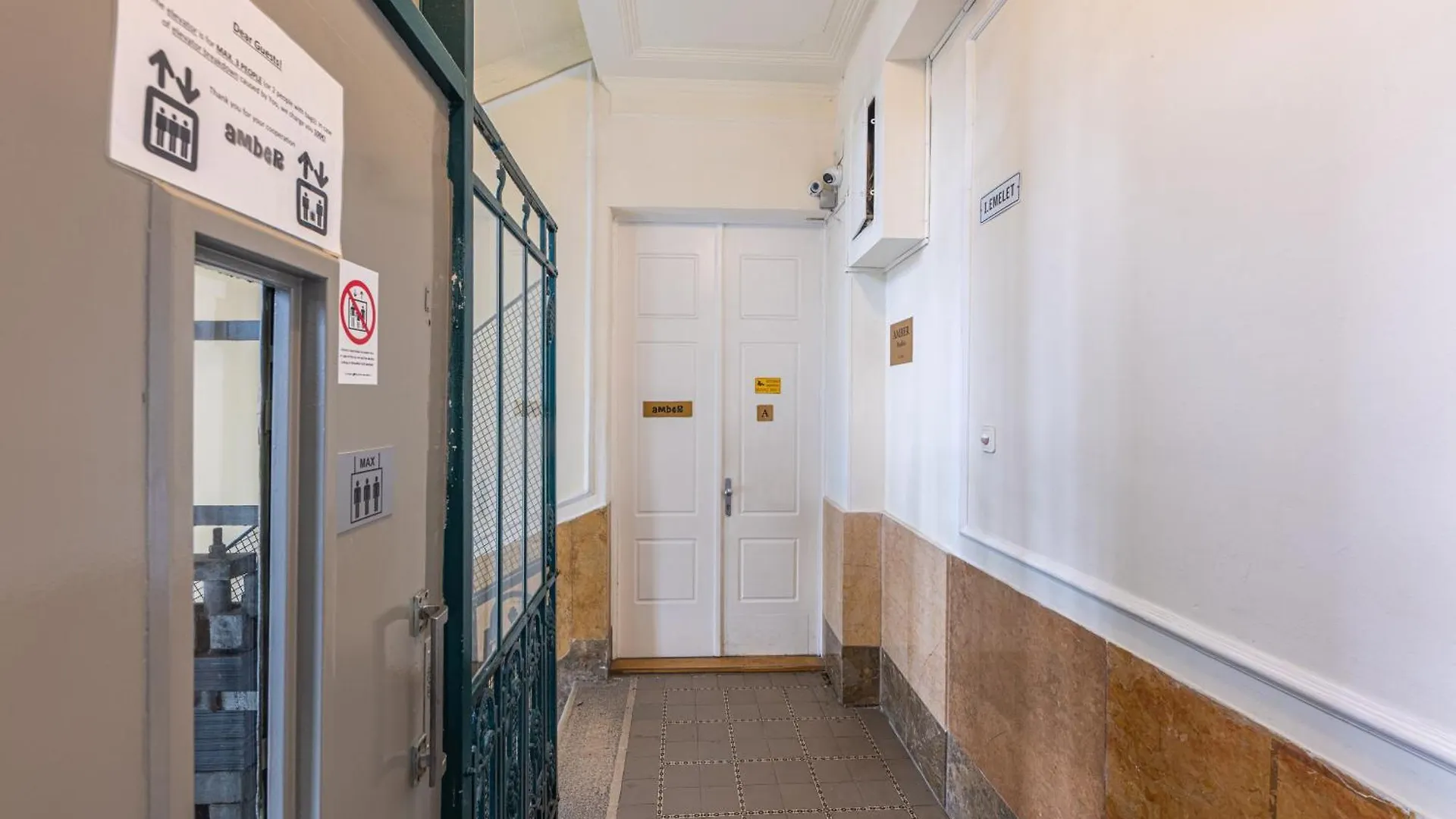*** Apartmanhotel Amber Terrace Studios Downtown Budapest Magyarország
