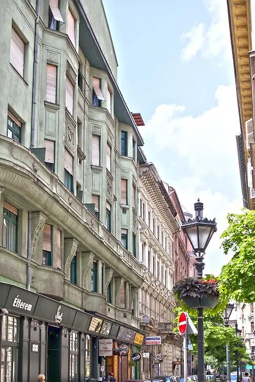 Amber Terrace Studios Downtown Budapest