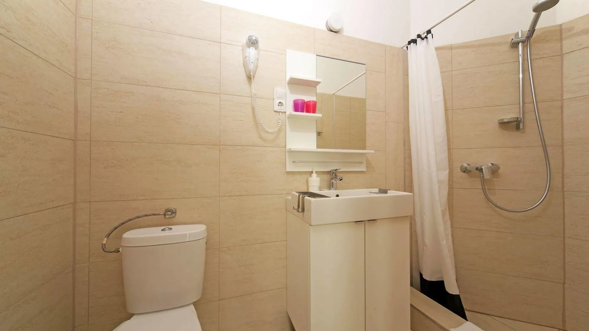Amber Terrace Studios Downtown Budapest